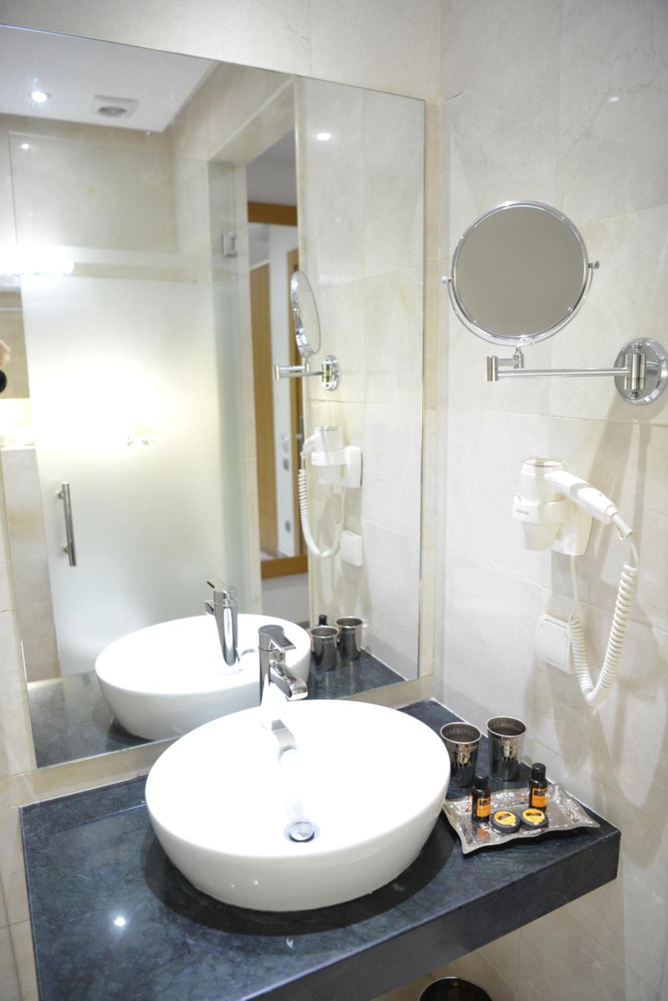 Aralia Boutique Hotel Рабат Екстериор снимка